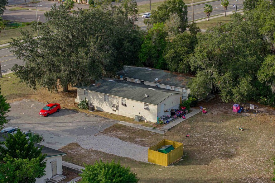 More Photos Of 100 NE 10th Ter, Mulberry Multifamily For Sale