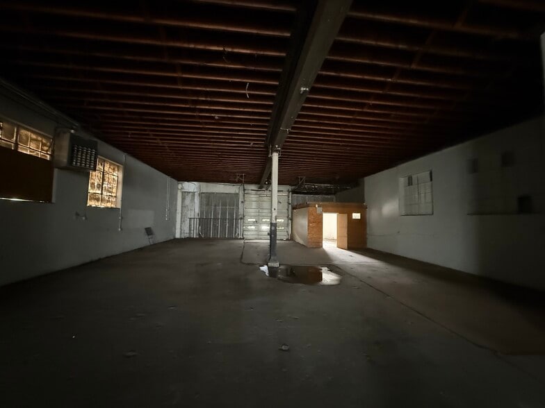 More Photos Of 12 NE 8th St, Oklahoma City Service For Sale