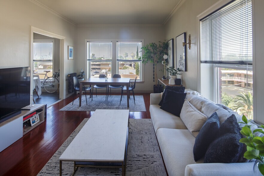 More Photos Of 945 N El Dorado St, Stockton Apartments For Sale