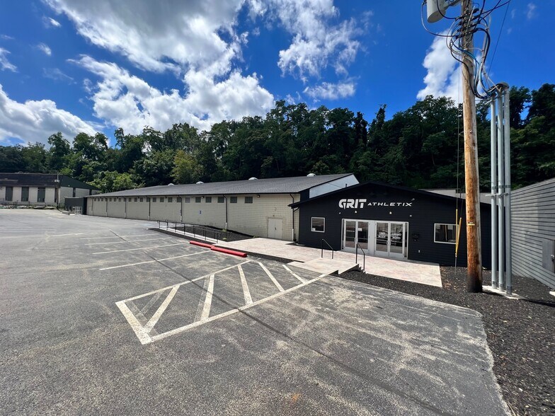 More Photos Of 2910 McKelvey Rd, Pittsburgh Health Club For Lease