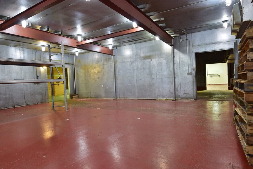 More Photos Of 126 Erie St, Cortland Warehouse For Lease