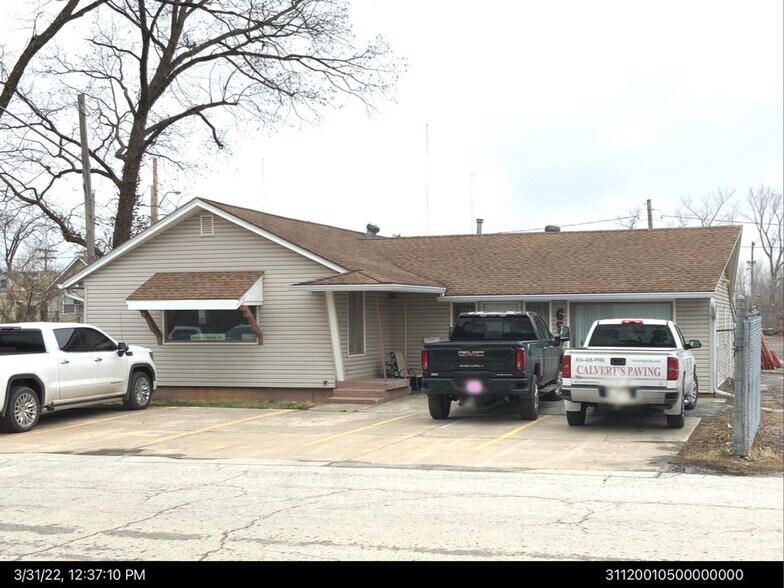 More Photos Of , Kansas City Unknown For Sale