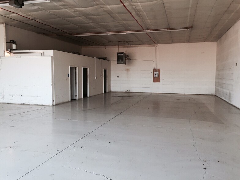 More Photos Of 3405 9th St NW, Owatonna Warehouse For Lease