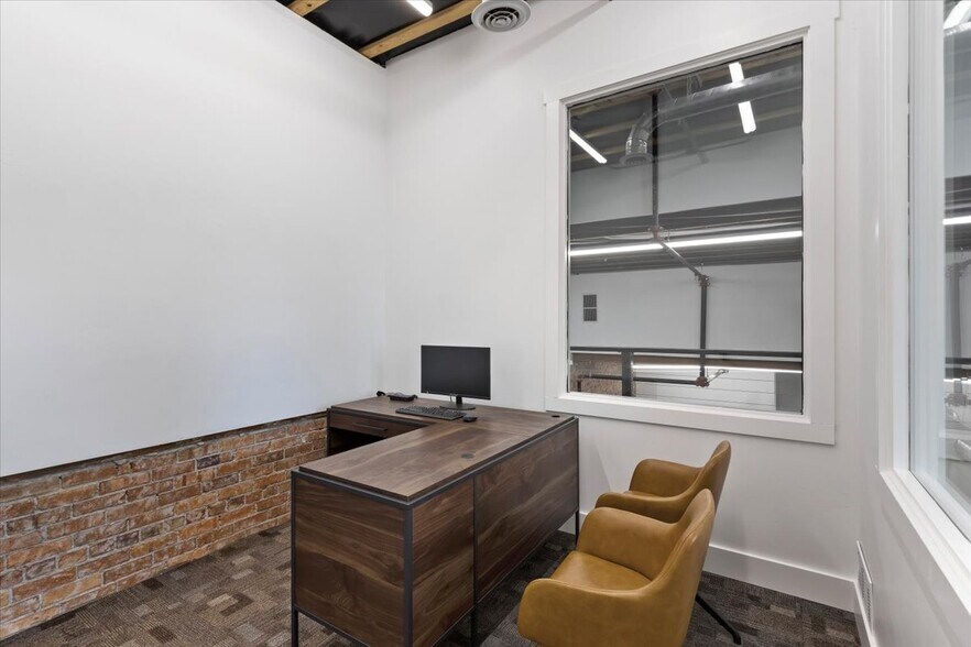More Photos Of 147 Main Ave E, Twin Falls Office For Lease