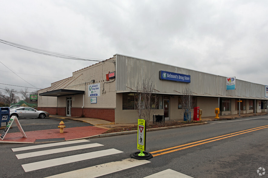 Primary Photo Of 403-409 E Catawba St, Belmont Storefront Retail Office For Lease