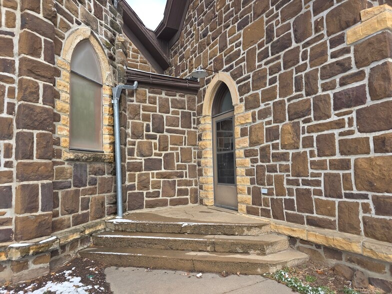 More Photos Of 103 W 4th St, Ellsworth Religious Facility For Sale