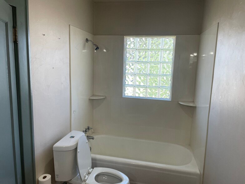 More Photos Of 15 S 8th Ave, Brighton Office For Sale