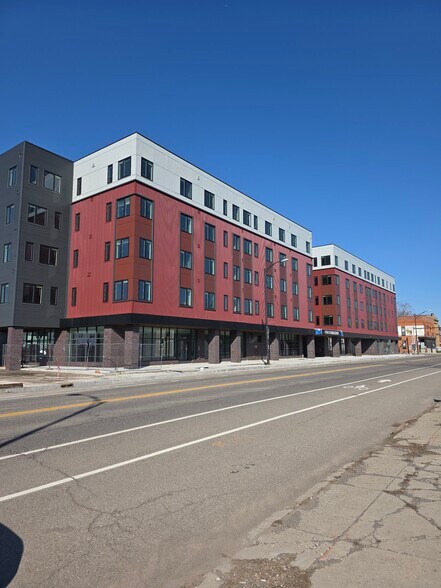 More Photos Of 450 S Park Ave, Buffalo Storefront Retail Residential For Lease