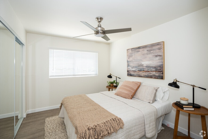 More Photos Of 628 W California Ave, Vista Apartments For Sale