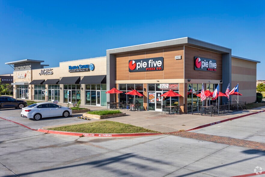 More Photos Of 2921 State Highway 121, Euless Storefront For Lease