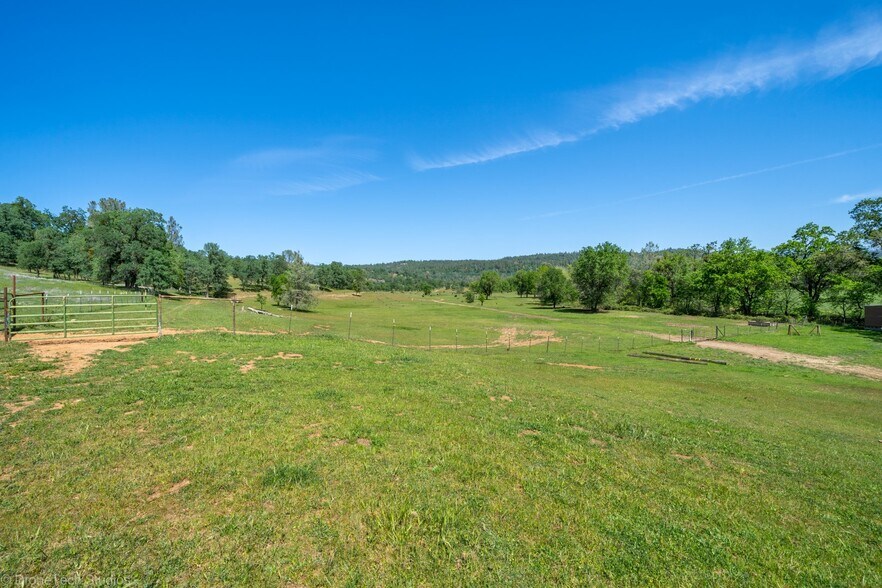 More Photos Of 14527 Oak Run Rd, Oak Run Land For Sale