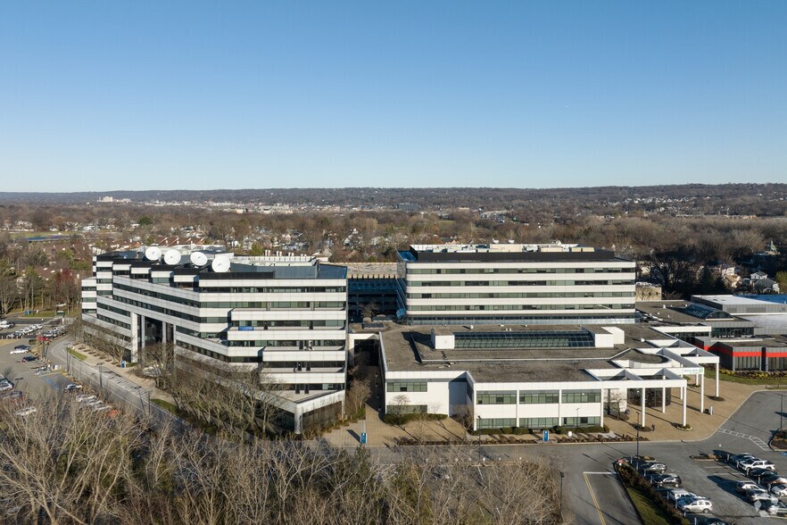 More Photos Of 300-500 Frank W Burr Blvd, Teaneck Unknown For Lease