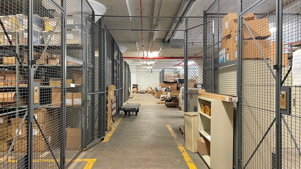 More Photos Of Edgewood Avenue, Easton Office For Lease