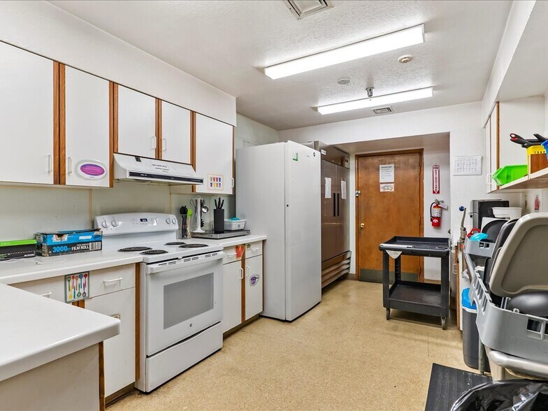 More Photos Of 5270 S Pecos Rd, Las Vegas Daycare Center For Sale