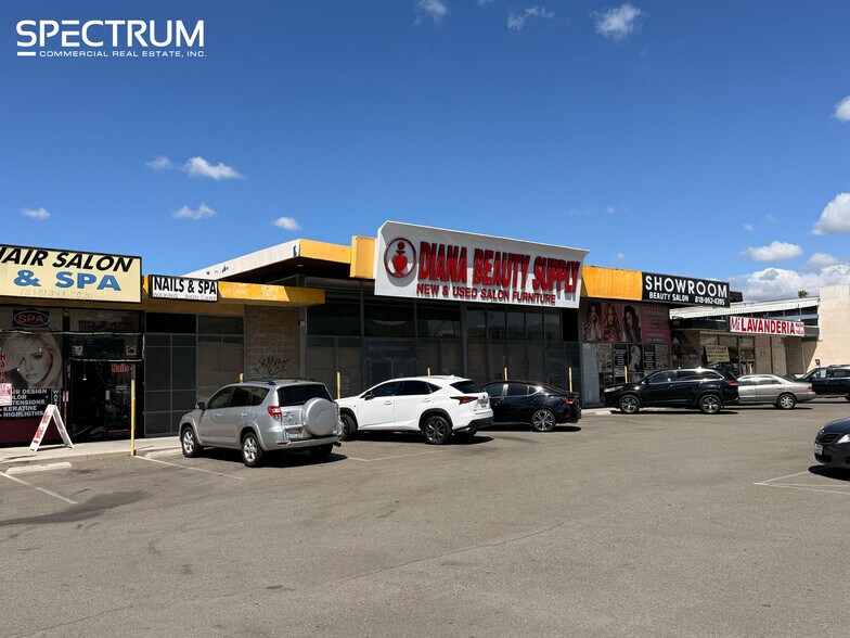 More Photos Of 8907-8917 Woodman Ave, Panorama City Storefront For Lease