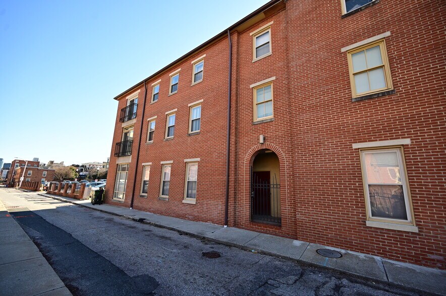 More Photos Of 723 S Charles St, Baltimore Office Residential For Sale