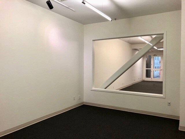 More Photos Of 724 Battery St, San Francisco Office For Lease