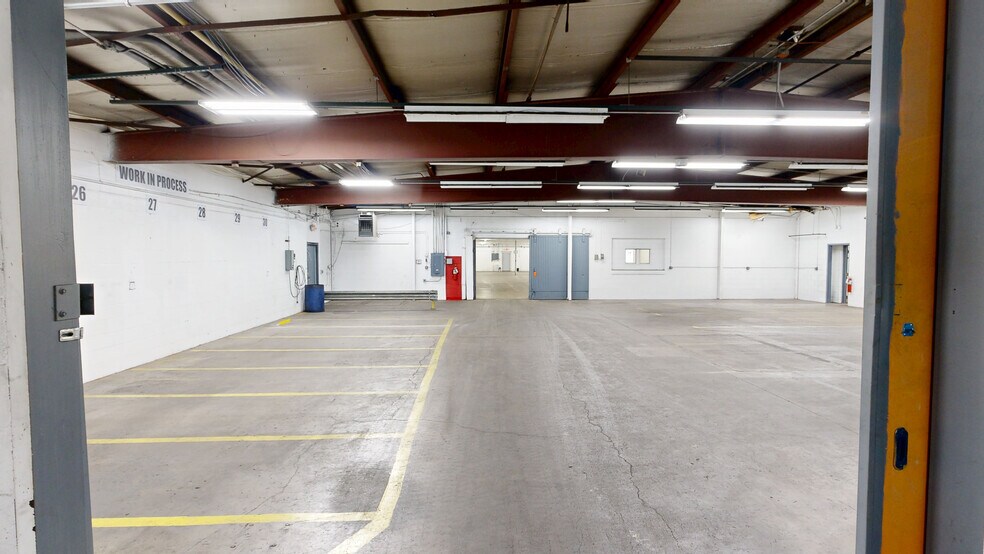 More Photos Of 1325 S Perkins St, Appleton Manufacturing For Sale