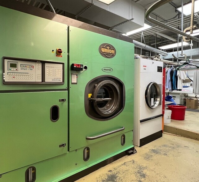 More Photos Of 414 NE 70th St, Seattle Apartments For Sale