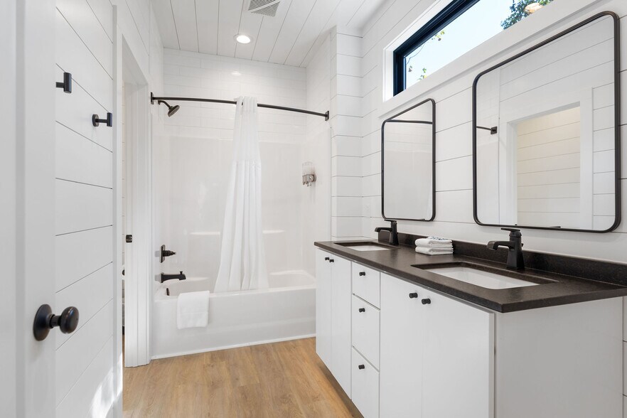 More Photos Of 26995 Reel Ln, Shell Knob Hotel For Sale