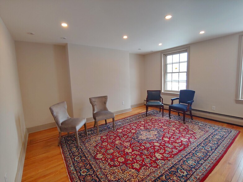 More Photos Of 68 E Court St, Doylestown Office For Sale