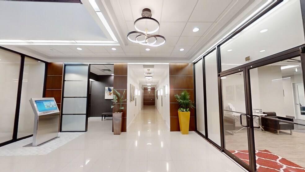 More Photos Of 4400 Pga Blvd, Palm Beach Gardens Office For Lease