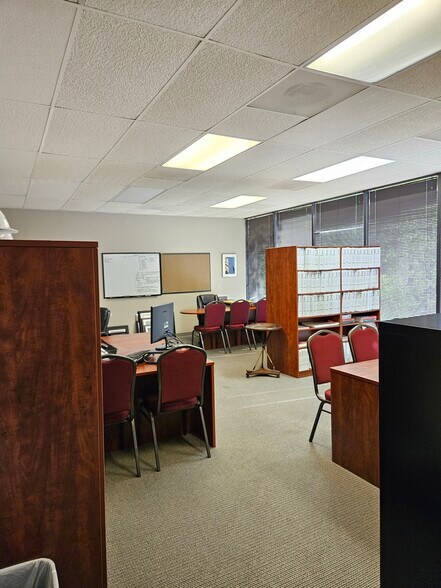 More Photos Of 6160 Peachtree Dunwoody Rd NE, Atlanta Loft Creative Space For Sale