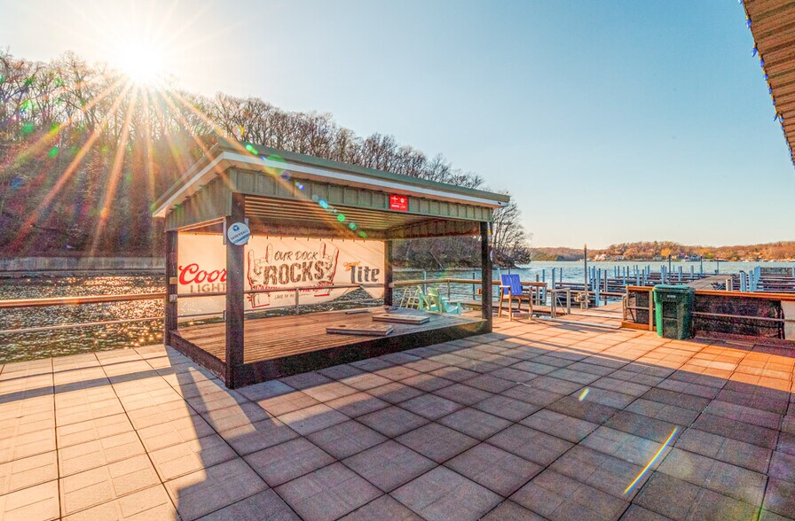 More Photos Of 364 Galley Rd, Camdenton Restaurant For Sale