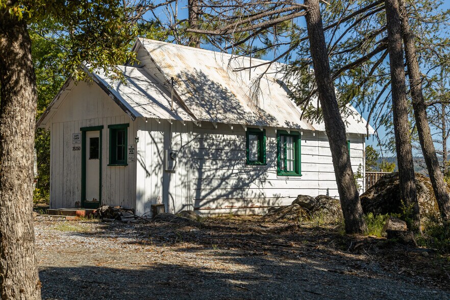 More Photos Of 35350 State Highway 36 E, Paynes Creek Land For Sale