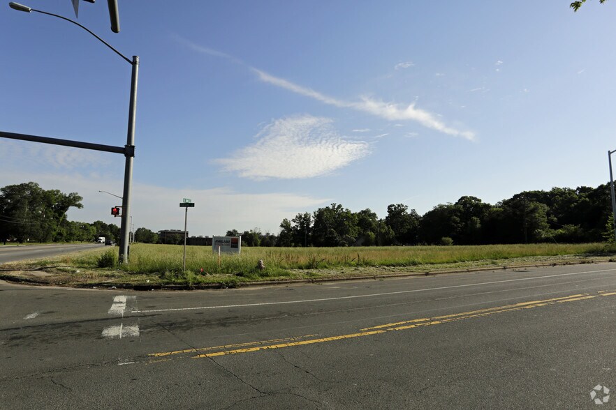 More Photos Of 3300 N Duke St, Durham Land For Lease