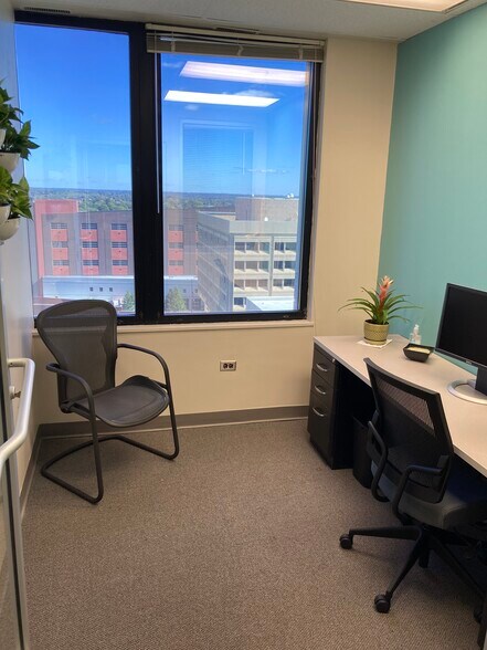 More Photos Of 102 W 3rd St, Winston-Salem Office For Sale