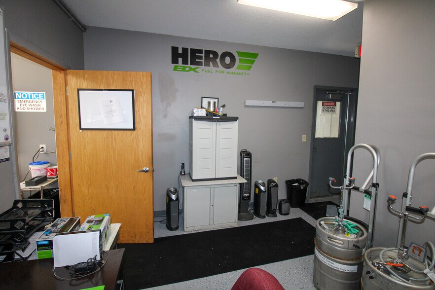 More Photos Of 5640 44th Ave S, Clinton Industrial For Sale