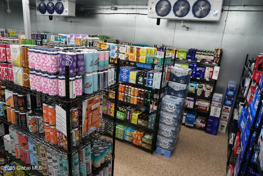 More Photos Of 521 E Main St, Palmyra Convenience Store For Sale