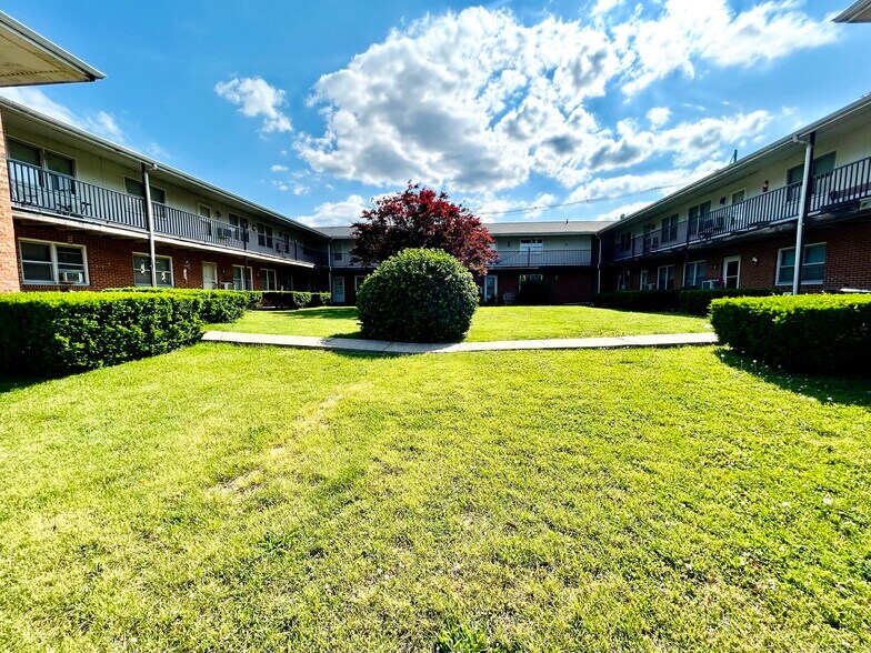 More Photos Of 207 S Main St, Louisiana Apartments For Sale