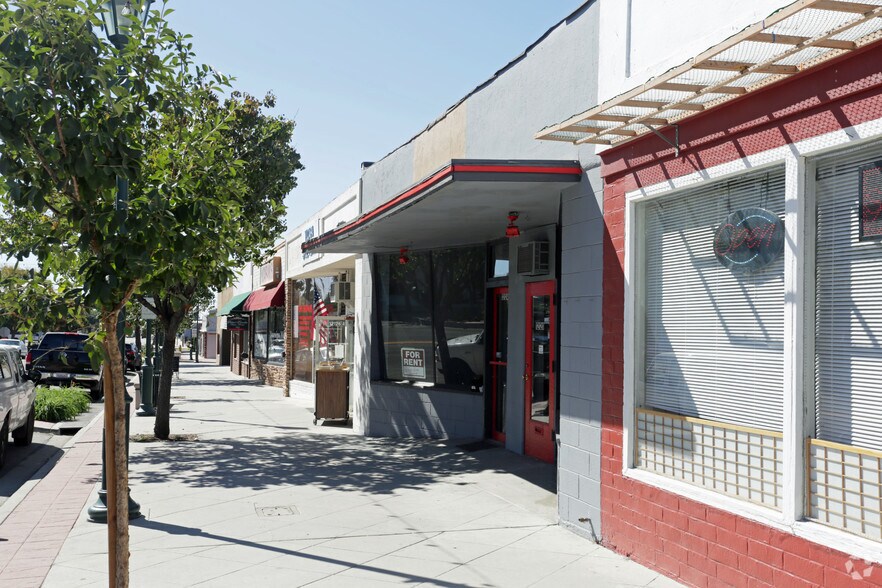 More Photos Of 12116-12128 California St, Yucaipa Storefront Retail Office For Lease