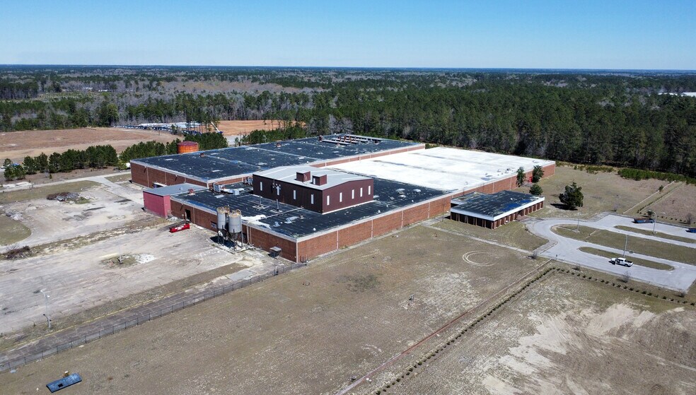 More Photos Of 1497 Industrial Rd, Walterboro Manufacturing For Sale