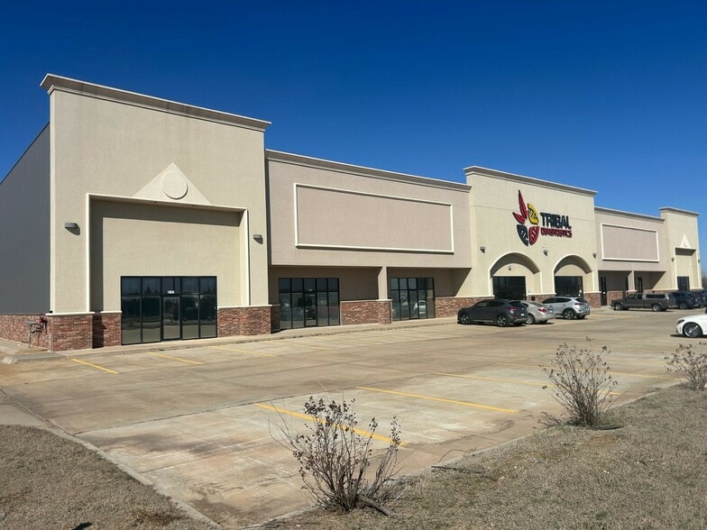 More Photos Of 9217-9301 S Eastern Ave, Oklahoma City Warehouse For Sale