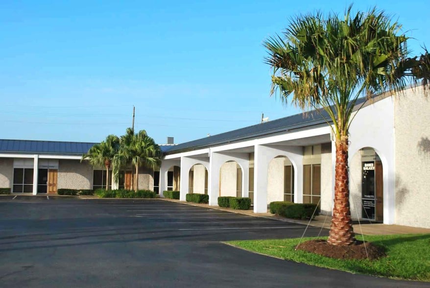 Primary Photo Of 3300 Chimney Rock Rd, Houston Office For Lease