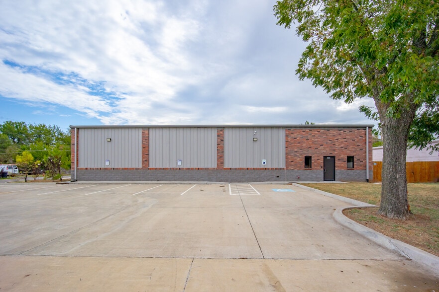 More Photos Of 6800 Main St, Oklahoma City Industrial For Lease