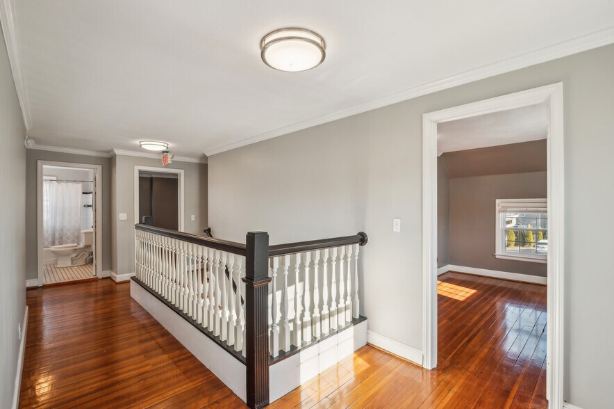 More Photos Of 2640 Main St, Glastonbury Office For Lease