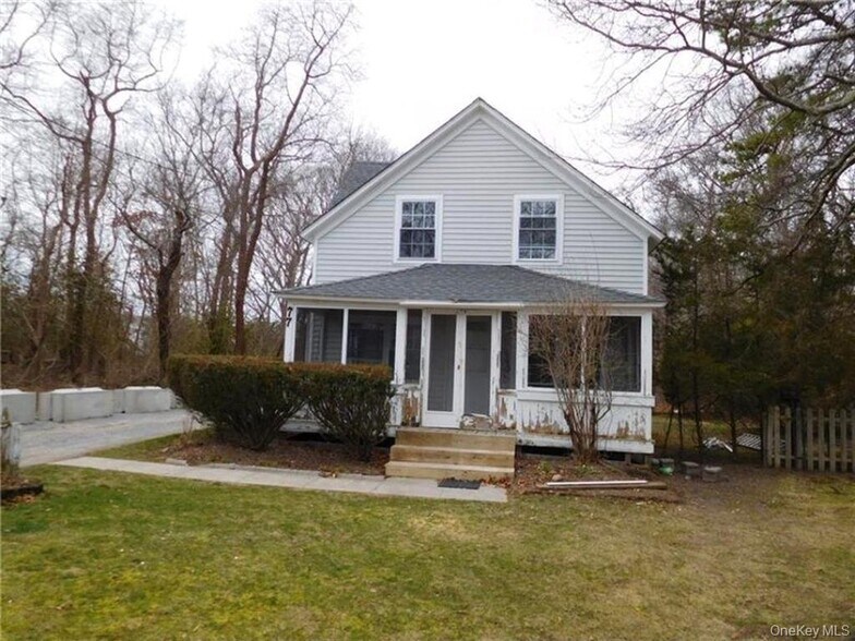 Primary Photo Of 77 Phillips Ave, Speonk Multifamily For Sale