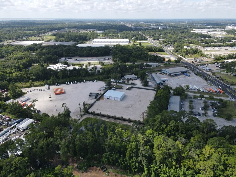 More Photos Of 3535 Rio Grande Ave, Jacksonville Warehouse For Lease