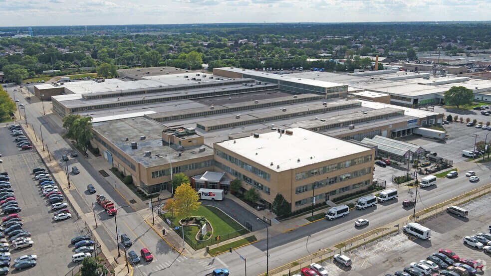 More Photos Of 3250 S Central Ave, Cicero Warehouse For Lease