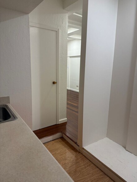 More Photos Of 23 Boardman Pl, San Francisco Storefront Retail Residential For Lease