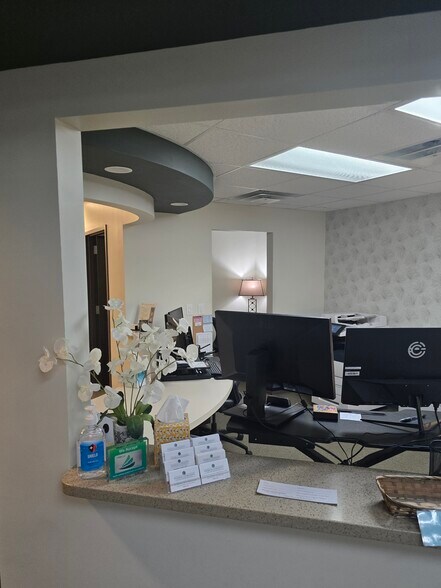 More Photos Of 2098 Teron Trace, Dacula Office For Sale