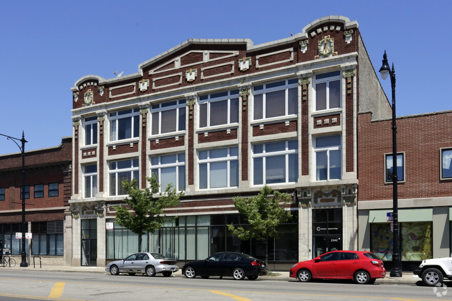 Primary Photo Of 2542 W North Ave, Chicago Office For Lease