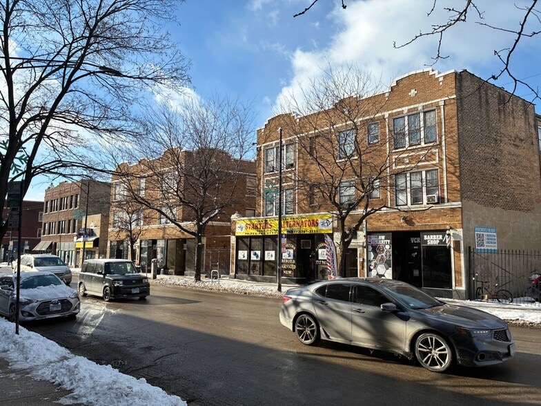 Primary Photo Of 6642-6654 N Clark St, Chicago Apartments For Lease