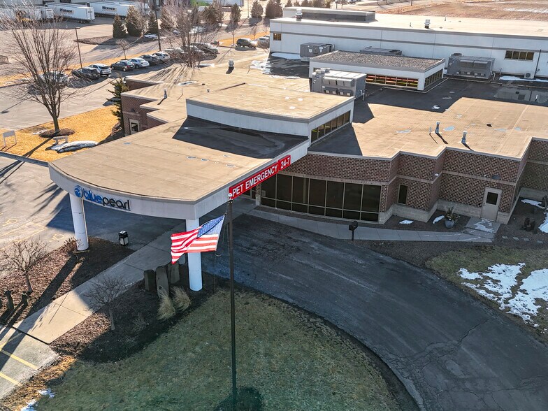 More Photos Of 4706 New Horizons Blvd, Appleton Medical For Sale