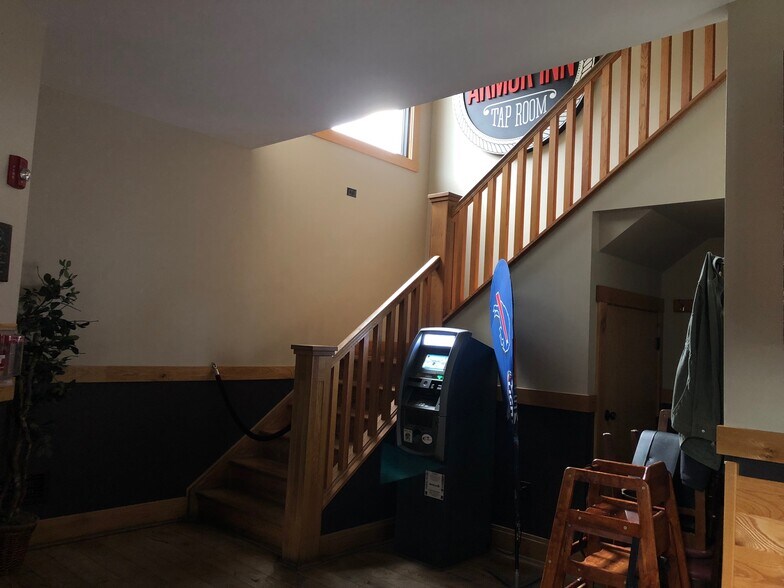 More Photos Of 5381 Abbott Rd, Hamburg Restaurant For Sale