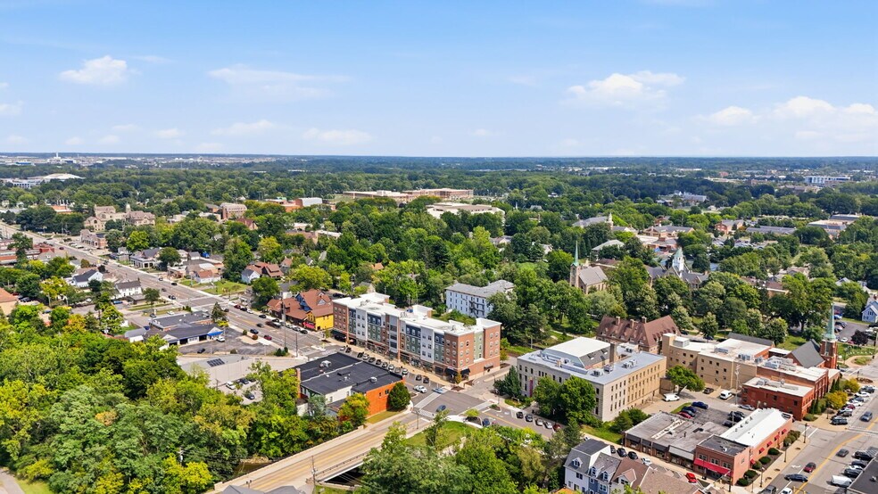 More Photos Of 98-118 Front St, Berea Dormitory For Lease
